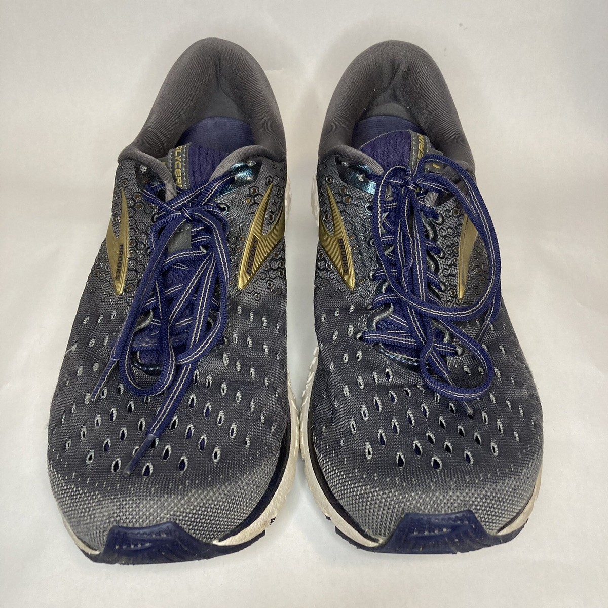 Brooks Mens Glycerin 17 1102961D048 Gray Running Shoes Sneakers Size 13 D. Great Brooks Mens Glycerin 17 1102961D048 Gray | Mercari main image 2