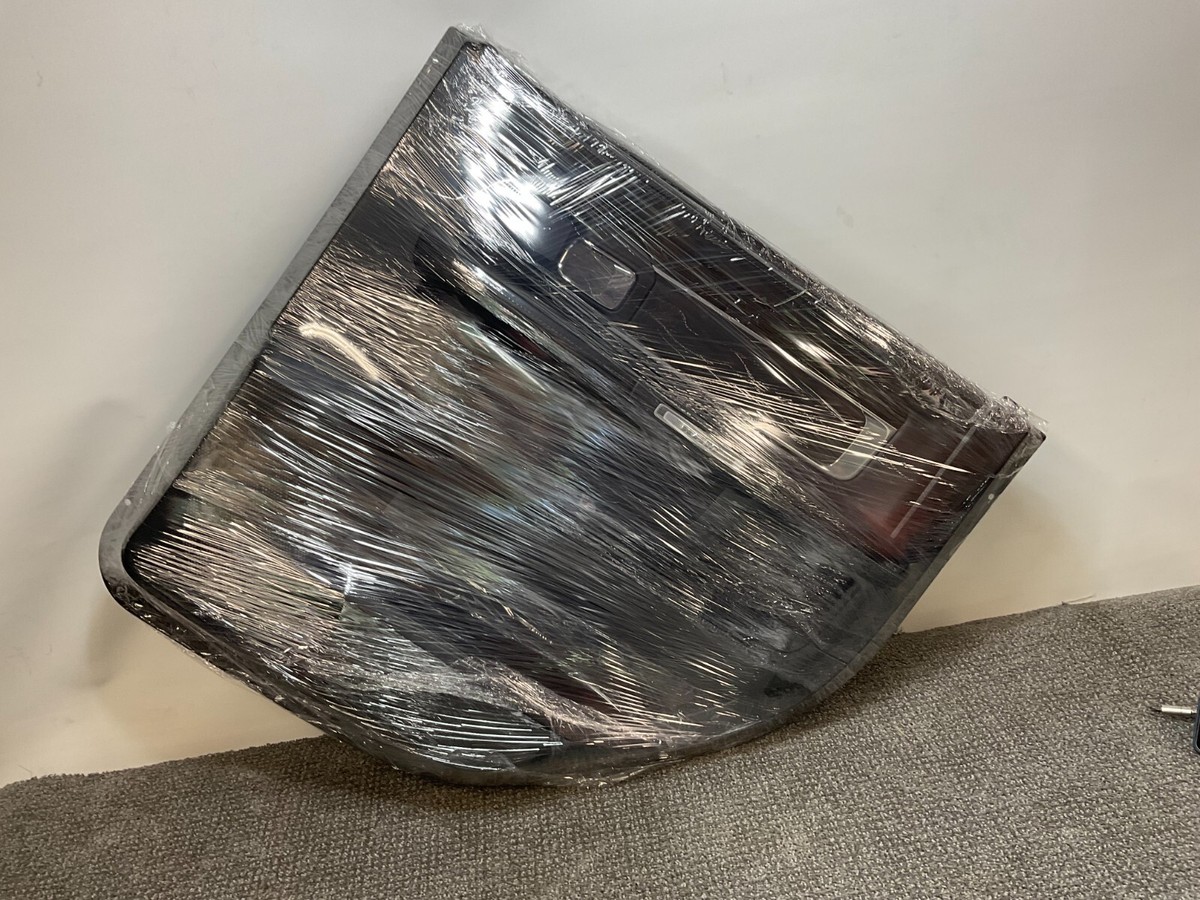 ✓2013-2024 CLASSIC RAM 1500-3500 LIMITED REAR RIGHT DOOR PANEL