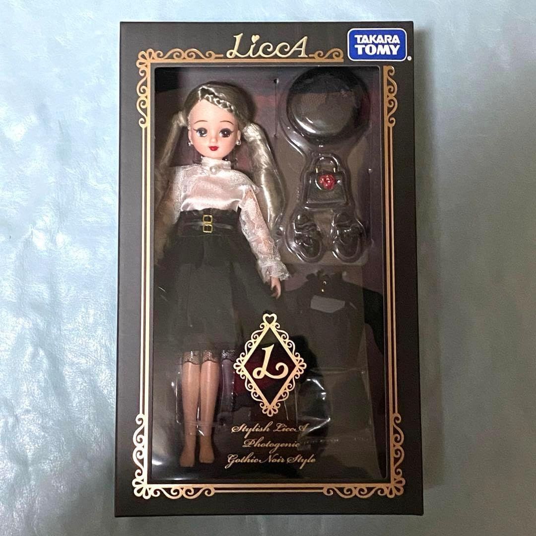 Licca Stylish Doll Collection Photogenic Gothic Noir Style Movable