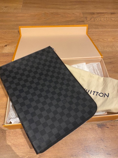 macbook case louis vuitton