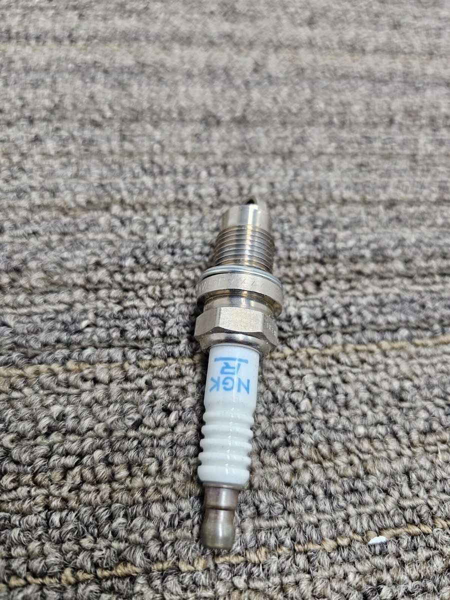 QTY 2) NGK Logisnext Spark Plug 91H2022860 Fits Misubishi