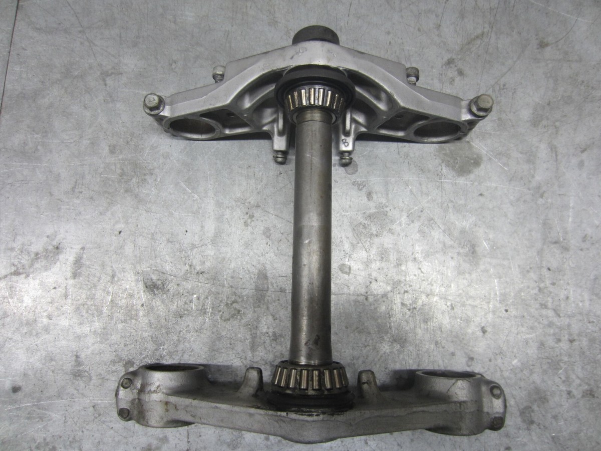 1985 Kawasaki Ninja ZX600 Steering Stem Fork Clamp Tipple Tree | eBay