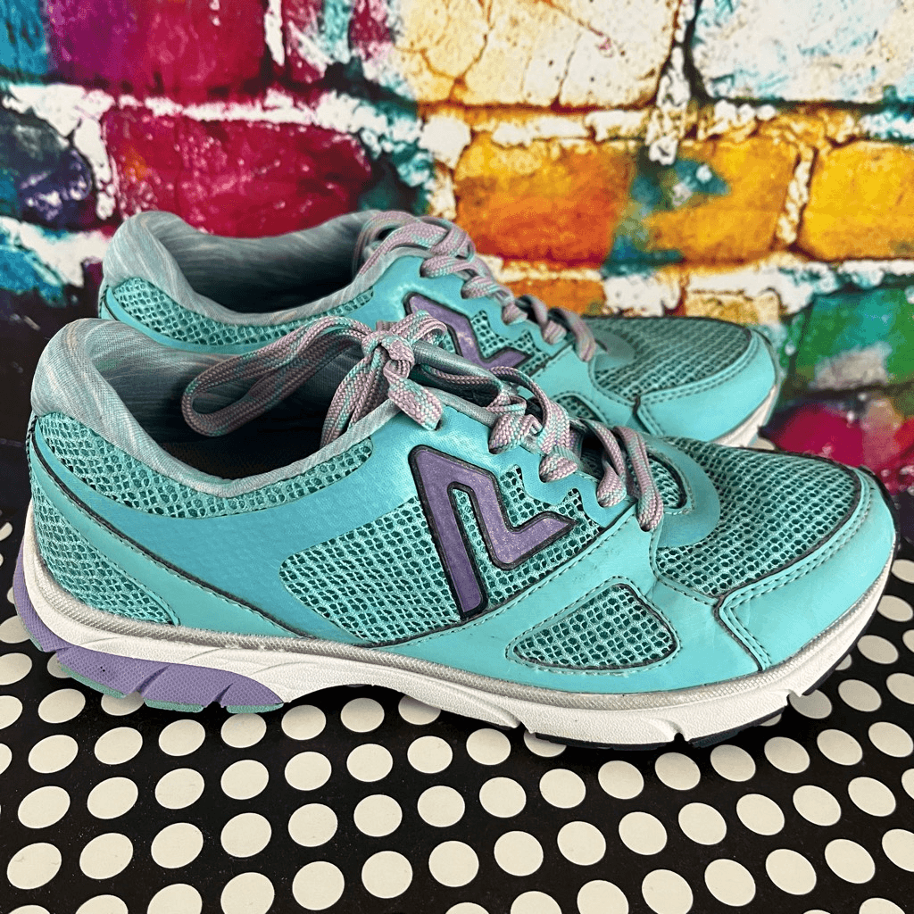 Vionic Athletic Sneakers Satima Size Medium