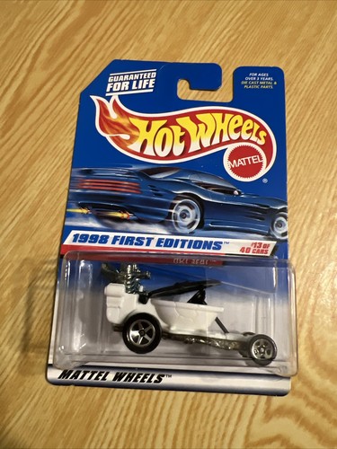 1998 Hot Wheels Hot Seat #648 White