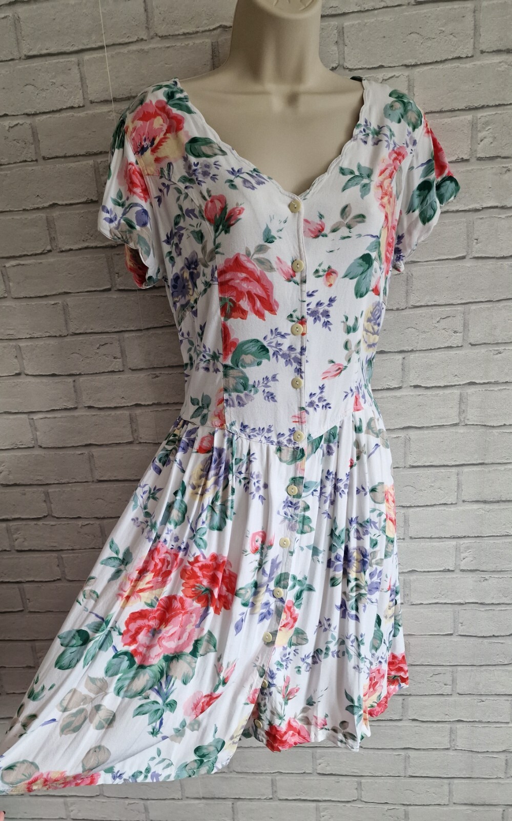 Vintage Tea Dress White Floral Size 12 Short Mini Sca… Gem