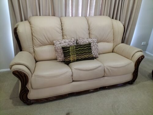 Leather lounge sofa suite - Beige pure leather - 1 x 3 Seater and 2 x 1 seater - Picture 1 of 8