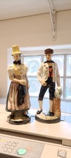 2 TRACHTENFIGUREN, Karlsruher Majolika, Mann ...