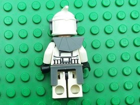 Lego Star Wars minifigure sw0203 Phase 1 Clone Trooper w/ Gray Gear set 7679