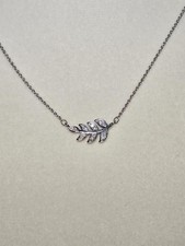 17" Diamond Necklace 14 Diamonds .070 Carat T.W. 925 Silver 1.2dwt B07005501 
