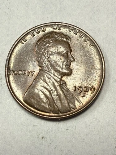 ** 1939-D LINCOLN CENT-  AU+ (UPGRADE THAT SPOT IN YOUR SET) PRICED TO SELL **