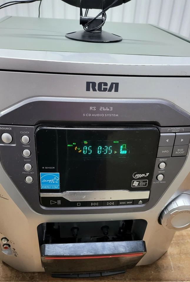RCA RS2663 CD Audio Component System AM/FM Radio Cassette 5 CD Changer FOR PARTS - Image 3 of 4