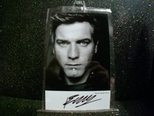 Ewan McGregor Original Signed 5x3 Photograph. Tv Actor Star Wars Moulin Rogue