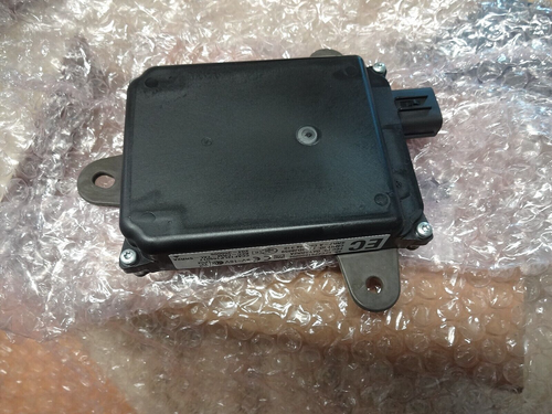 2013 2018 Toyota Tundra Sensor Blind Monitor Module 88162 0C033 EBay
