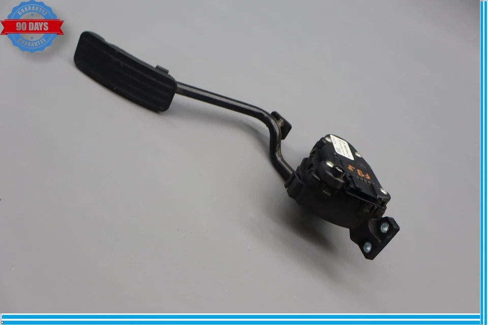 07-09 Jaguar XK XKR Accelerator Gas Pedal 6W839F836A Oem - Image 2 of 4