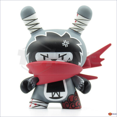 Kidrobot Dunny 2012 series Ninja Spiki by Nakanari 3-inch vinyl