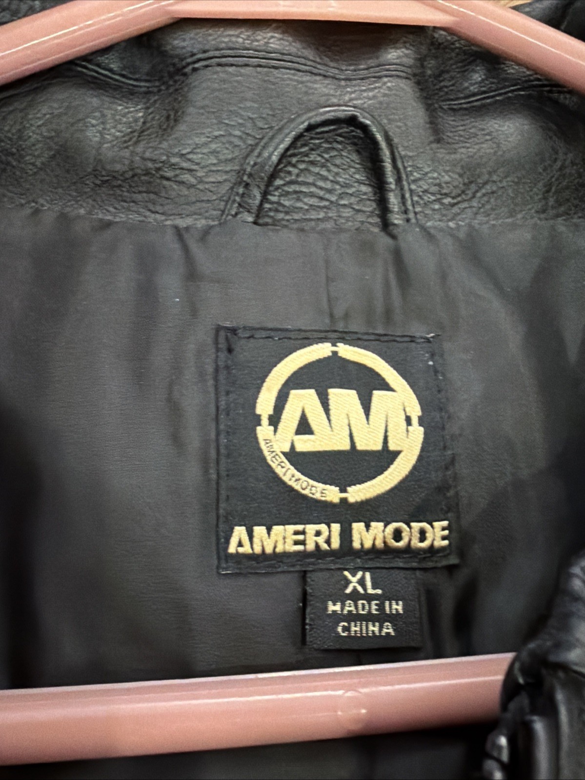 Ameri-Mode Black Faux Leather Rhinestone Starburs… - image 2