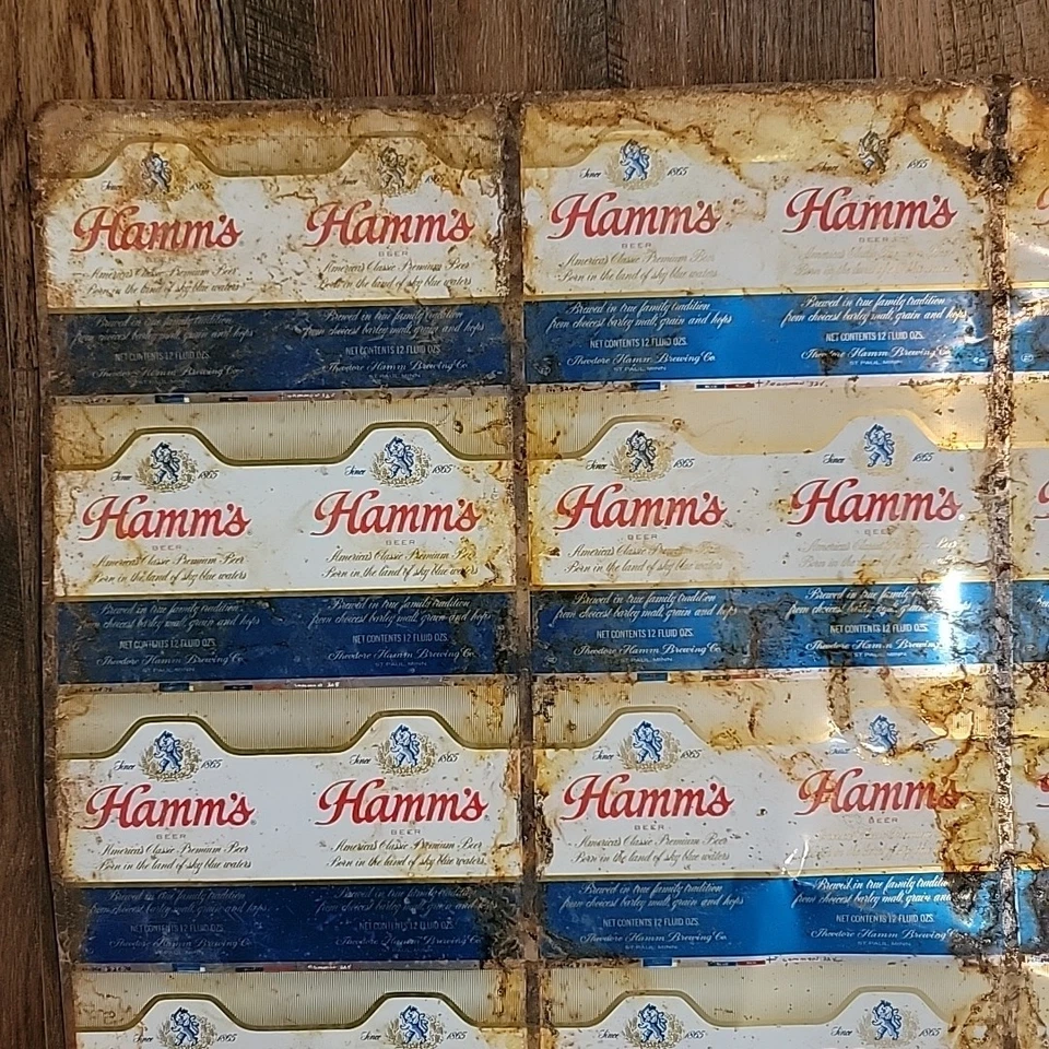 Hamms Beer 12oz tapa plana Hamm's can St Paul MN hoja sin cortar pared cielo azul aguas Foto 2 de 4