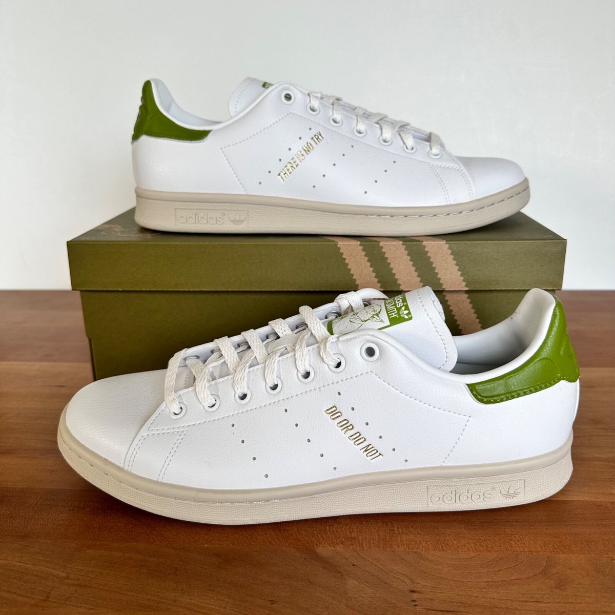 Size 11.5 - adidas Stan Smith X Star Wars Yoda Men