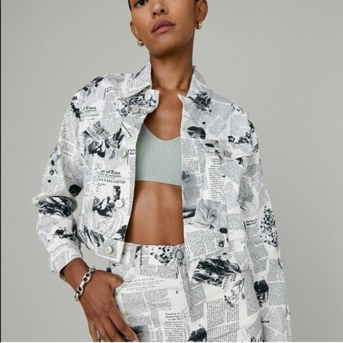 Reformation Small Cora Shrunken Jean Denim Jacket Newspaper Print Rare