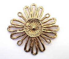 Vintage Accessocraft NYC Brooch Pin Gold Toned Navigate Star Compass Sun Rays