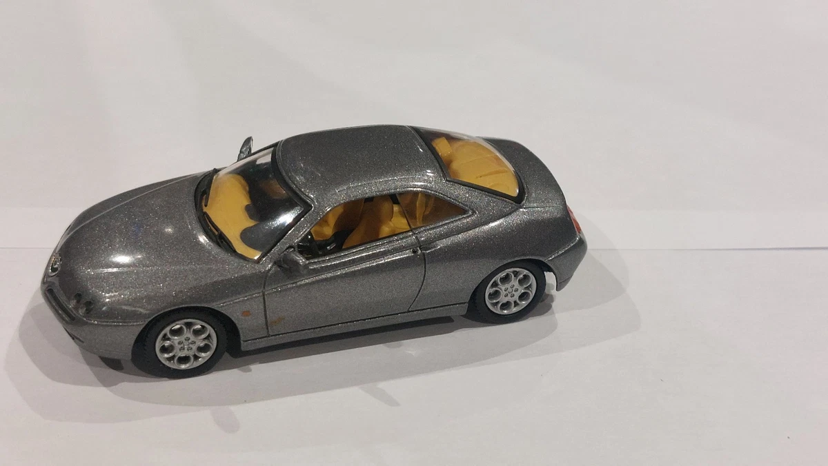 Miniature ALFA ROMEO CAIMANO Concept 1971 – Alezan Models 1/43 – Résine Grise