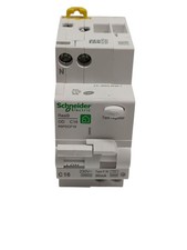 Schneider Electric EVlink Mureva Schutzsteckd...