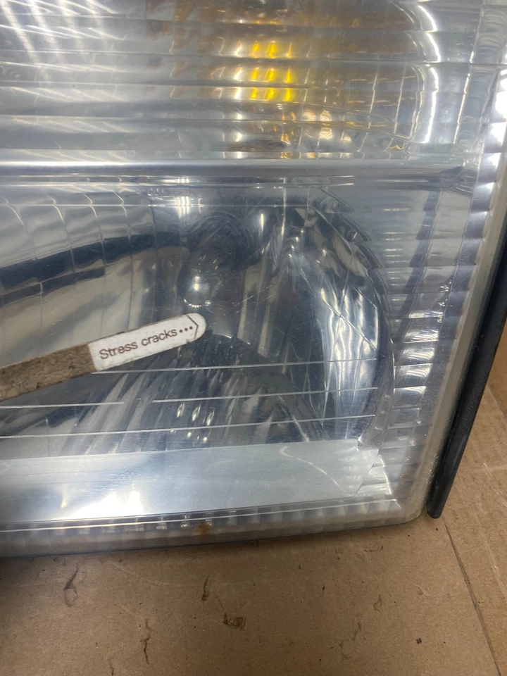 2002-2005 Mercury Mountaineer Left+Right Side Halogen Headlights S4086 DW - Image 4 of 4