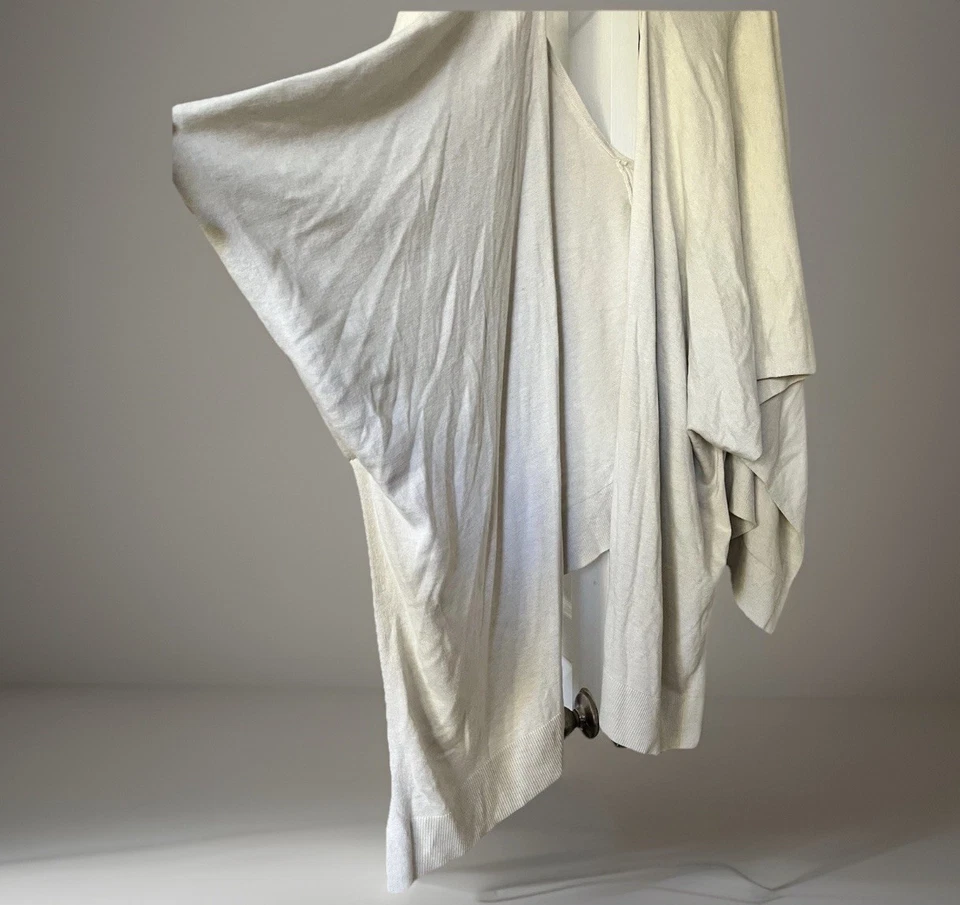 Poncho deportivo envolvente Lululemon Free to Coast talla única crema Foto 2 de 4