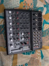 Behringer XENYX 1202FX 12 CH Mixer with Effects - Black/Gray