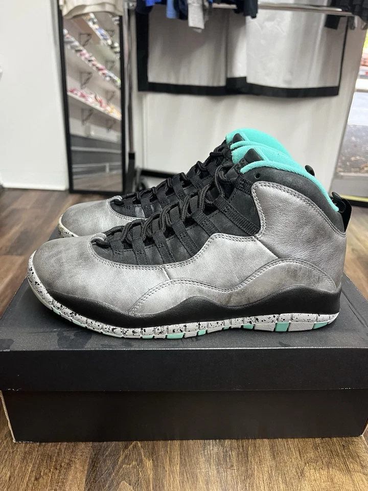 Air Jordan 10 复古自由女神 30 周年 2015 年 8.5 码 (705178-045) — 第 3/4 张图片