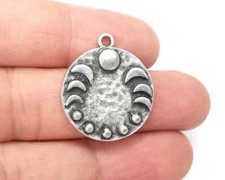 Moon Crescent Round Charms Antique Silver Plated jewelry Accessories 28x25mm