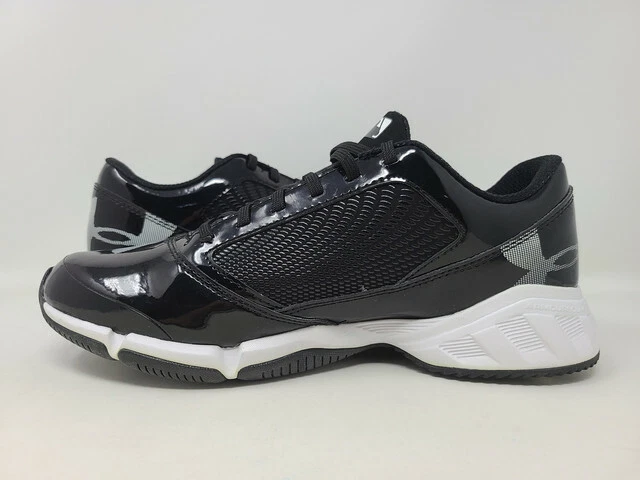Under armour men's hotsell yard baseball trainers