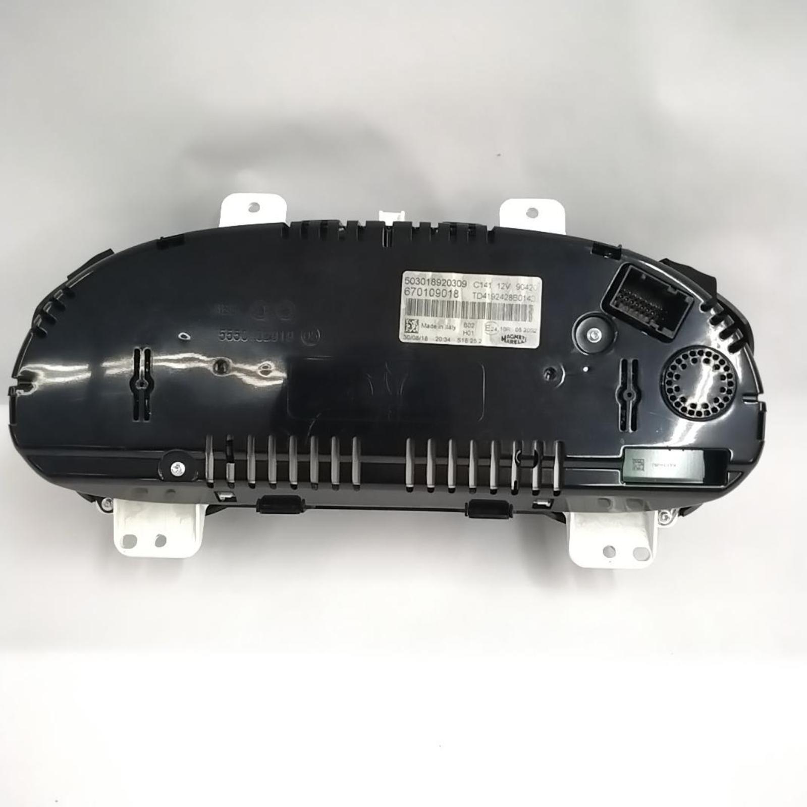 2019 MASERATI GHIBLI SPEEDOMETER INSTRUMENT CLUSTER ID#670109018 OEM 