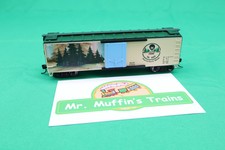 Lionel HO 2554550 -Bob Ross - Reefer "Happy Little Tree Farm"