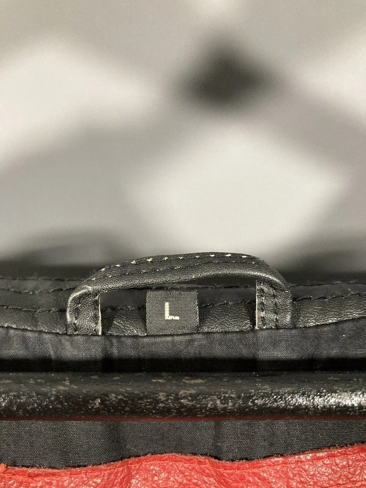 SUPERDRY LEATHER BOMBER Jacket - Size Large - Black - Good Condition - Men’s - Image 3 of 4