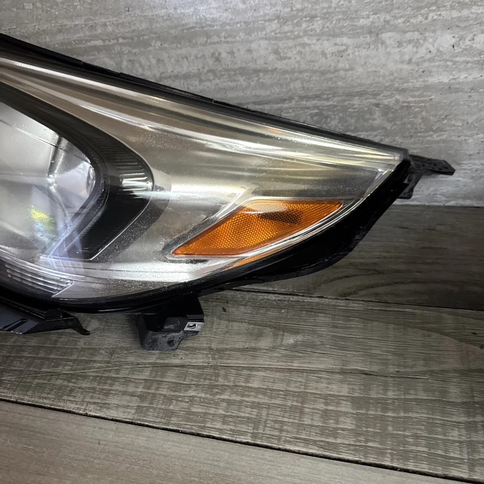 🥇 Genuine 2013 2014 2015 2016 Chevrolet Malibu Driver Left Headlight OEM - Image 2 of 4