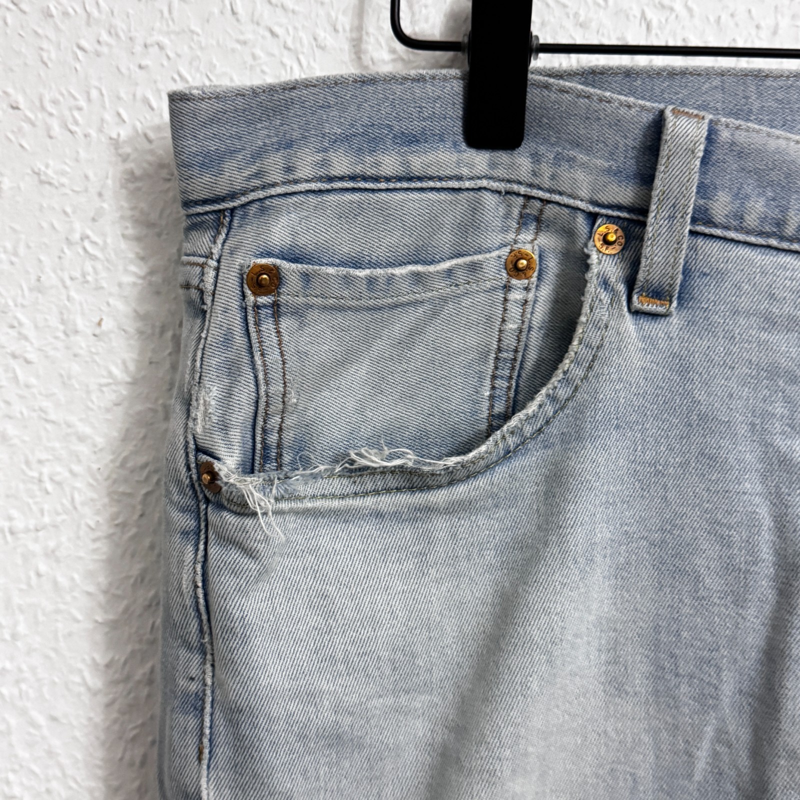 Levi's Premium 501 Original Fit Button Fly Jeans - Light Wash (W32 L32) image 7