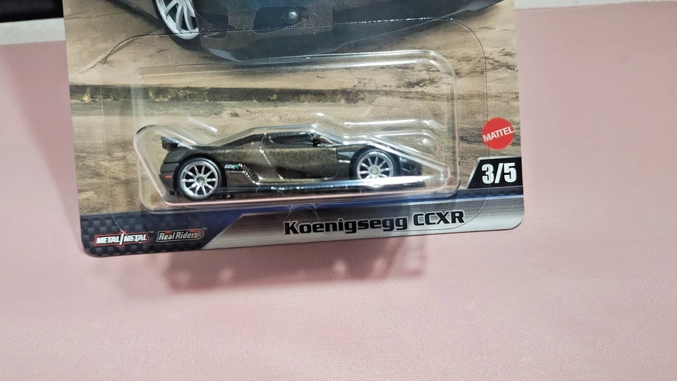 Hot Wheels Premium Fast & Furious Koenigsegg CCXR Real Riders Diecast escala 1:64 Foto 2 de 2