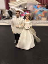 Pretty Vintage Ceramic Wilton Brunette Bride and Groom Cake Topper
