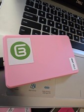 Linux Mint Cinnamon V22.3, Pink 64-bit Bootable 128GB USB SSD with Persistence