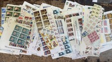 Discount vintage postage  100.00 face for less than 60 Free shipping  R7-9 