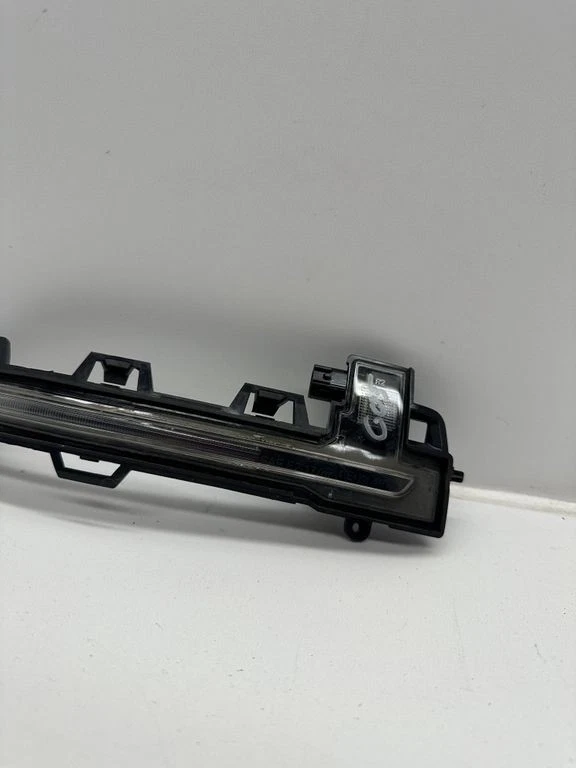 BMW X5 G05 2020 Specchio retrovisore destro indicatori di direzione luce 7441440 IUS7385 - Immagine 2 di 4