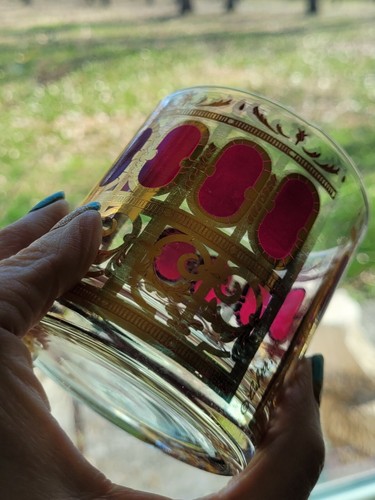 2 MCM Culver Ruby Red & 22K Gold Scroll Cocktail Rocks Glasses Hollywood Regency - Picture 2 of 8