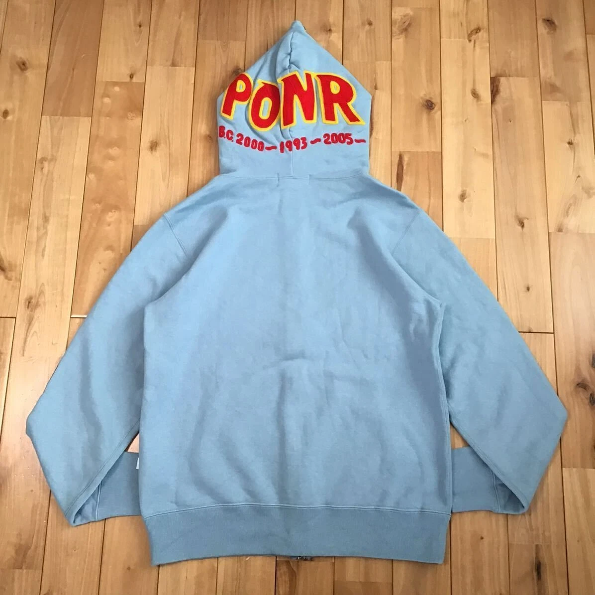 A BATHING APE (BAPE) Felpa con cappuccio full zip BAPE Shark blu chiaro A Bathing Ape taglia L usata da JP 2504SM