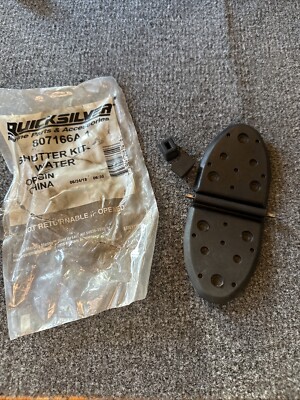 NEW Quicksilver Mercury OEM Exhaust Water Shutter Kit 807166A2