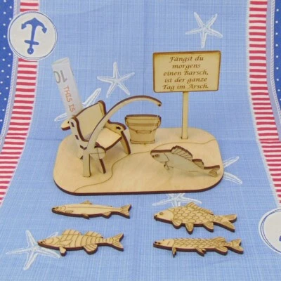 HOLZTEILCHEN KRUKOW Geschenk für Angler mit Angelrute Hecht Zander Barsch Karpfen Lachs Schild