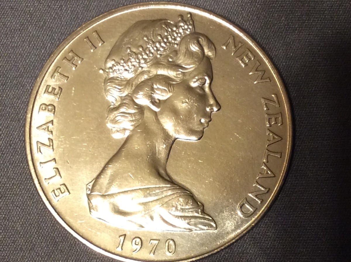 1970 $1, QUEEN ELIZABETH II,NEW ZEALAND,ROYAL VISIT, 285,000 made