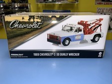 GREENLIGHT 1969 CHEVROLET C-30 DUALLY WRECKER HAZZARD COUNTY GARAGE #13622 NEW