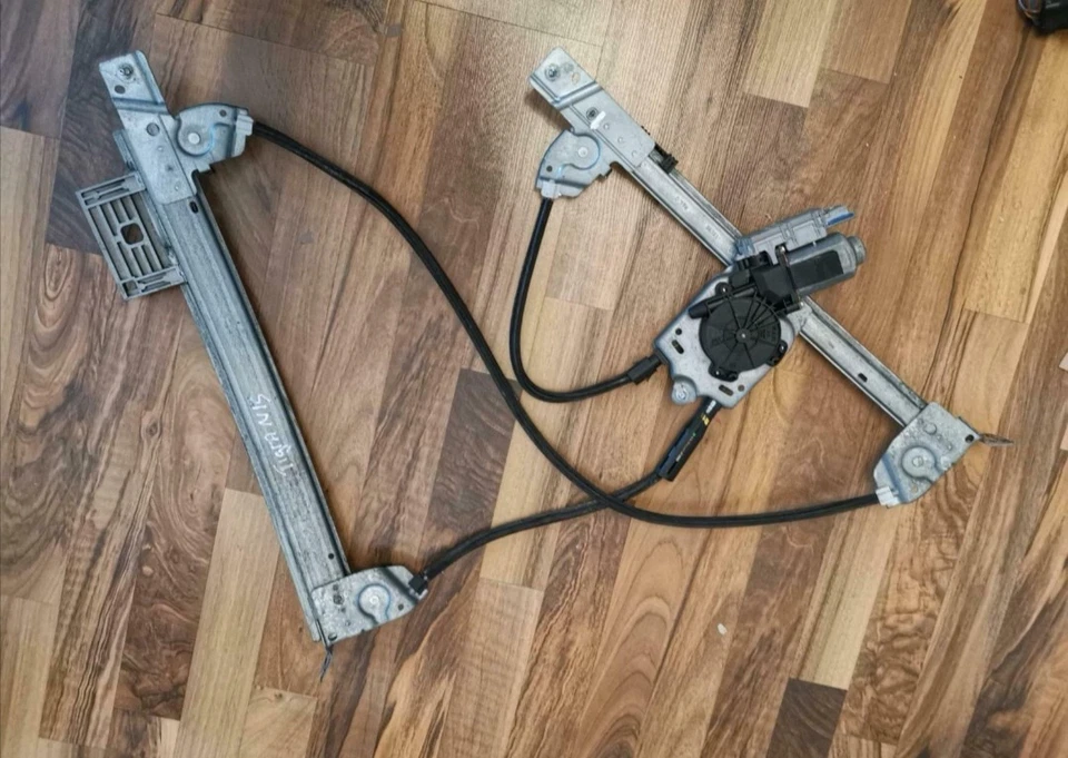 Orig. Opel Tigra B Twintop Cabrio Fensterheber Links Motor komplett Fahrerseite  - Bild 1 von 2