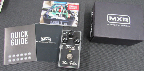 MXR M68 Uni-Vibe Chorus Vibrato Guitar Effects Pedal Univibe W/ Box & Papers